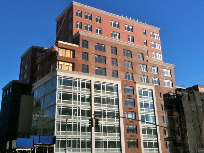 Aloft Harlem Hotel New York Exterior photo